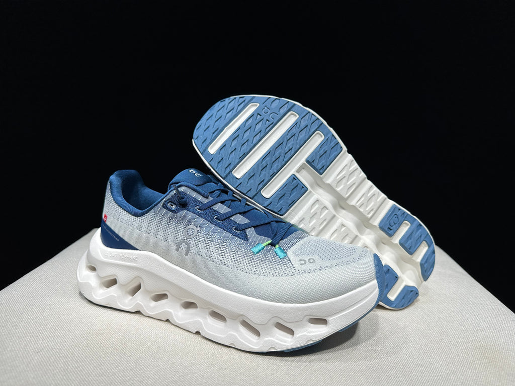 On Cloudtilt Sneakers